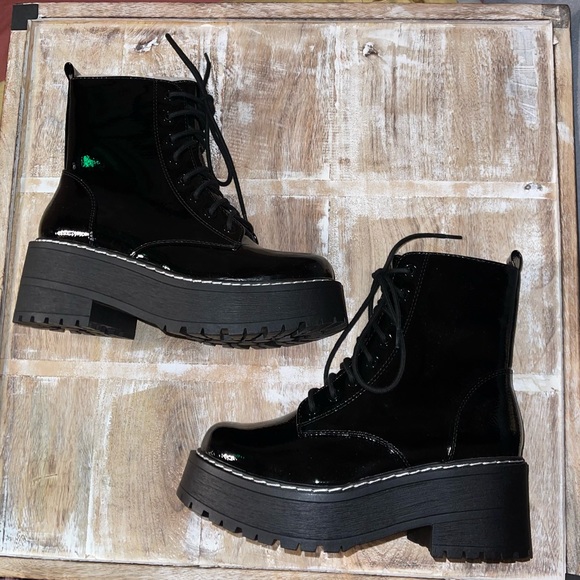 Black Patent Platform Boots - Picture 3 of 9